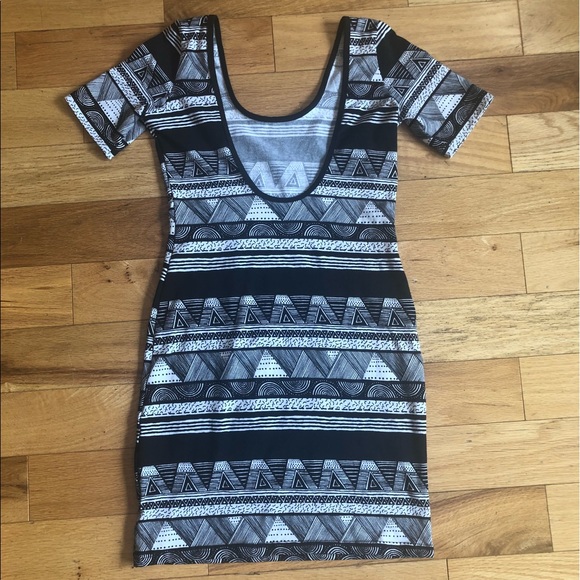 Dress - Picture 2 of 3